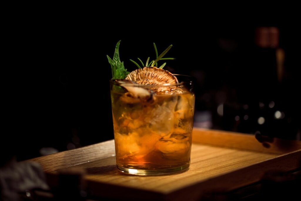 Gin and tonic cocktail with lime